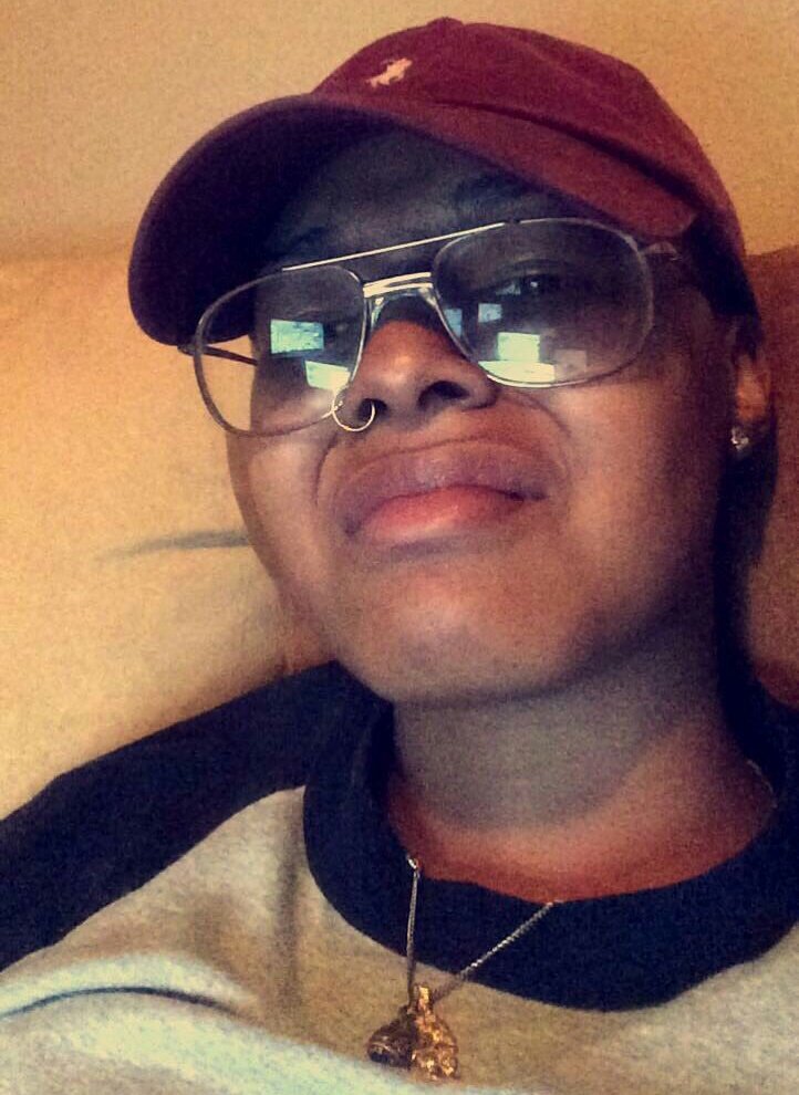 Confieey_Ceed's tweet photo. The people are dumb Babes wodumo was talking about website links that uploaded the unreleased song so they can take it down ..SMH https://t.co/cYtjlL0Z8L