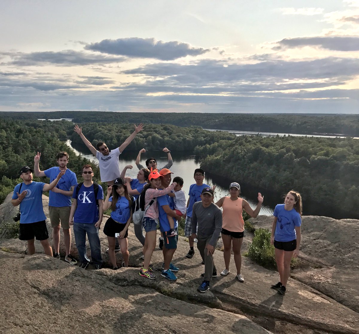 elainecookiee's tweet photo. Rise and Grind - Retreat '17 #ux #design #TechTuesday #startuplife https://t.co/kWy5CWr2kp