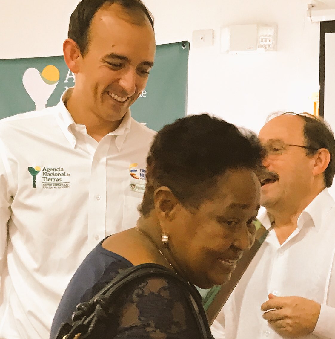 Miguel Samper Strouss tweet media