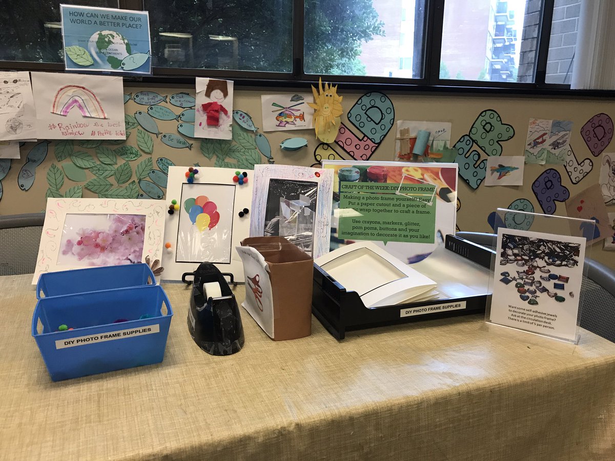 holdshelf's tweet photo. This week's craft is DIY photo frame! 📷🖼 #aurorahillscrafts #craftoftheweek https://t.co/V36g8vYTXY