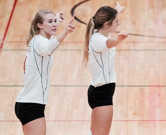 Meeshyy7's tweet photo. Ah my Jo is finally 21!!! So honored to have stepped on the court, laughed with &amp; chased Jesus with you. You're such a blessing, potato ❤️ https://t.co/8ajEhmWw6P