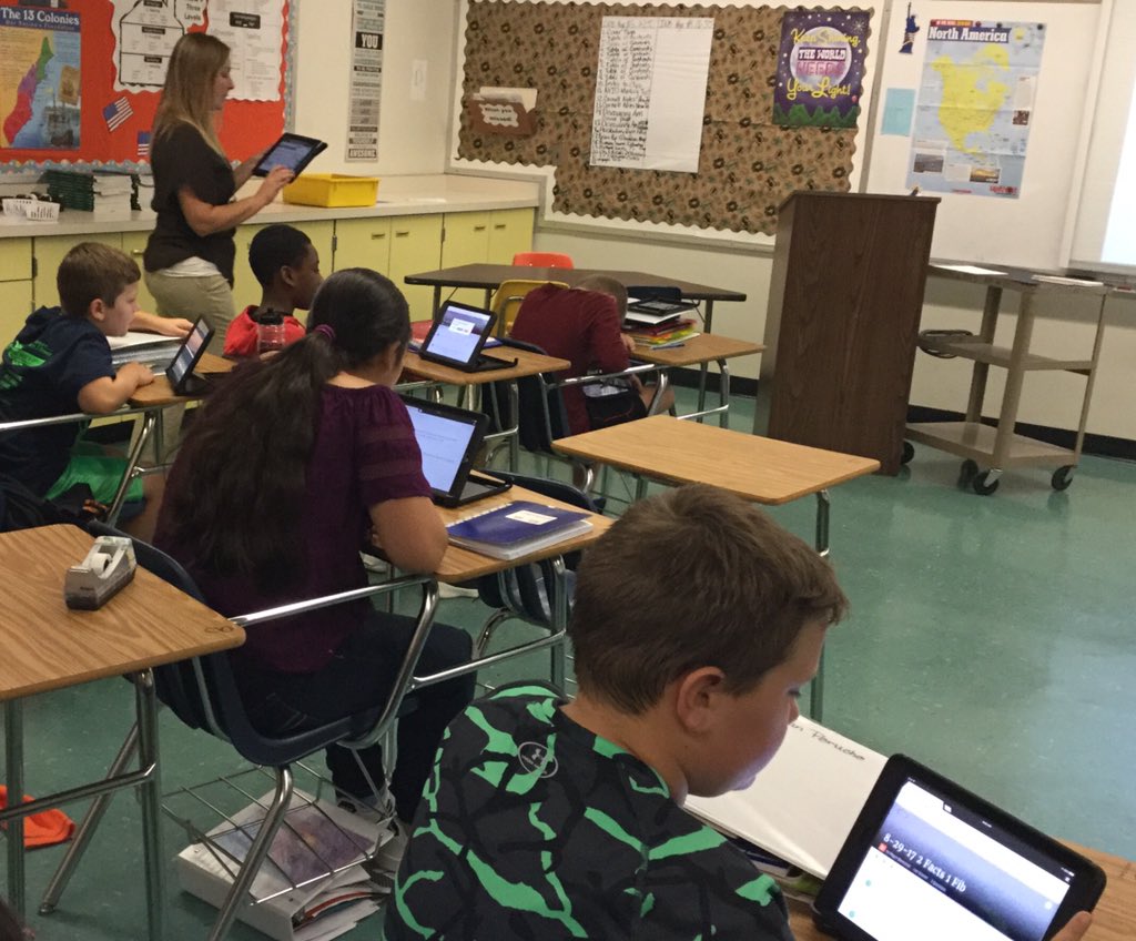 Goolsbydi's tweet photo. Checking for understanding using @goformative in Ms. Blackstock's 6th grade US History class. #ComprehensionChecks #WeAreLMS https://t.co/s6viVM25eV
