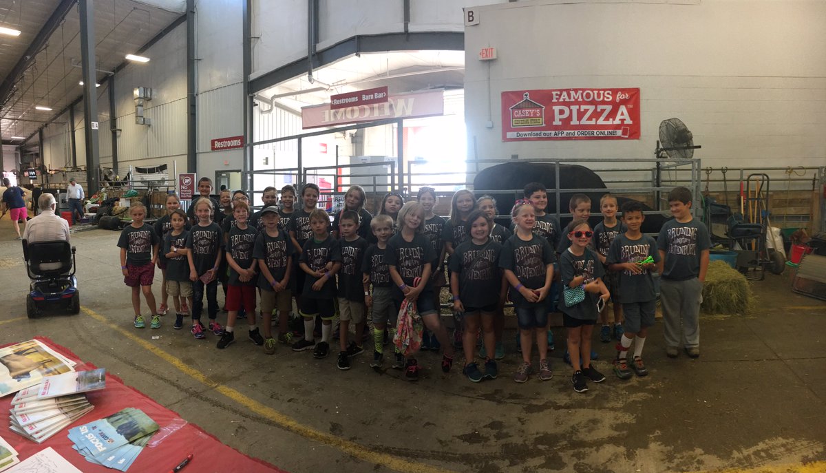 tkc2256's tweet photo. Grades 2-4 at the State Fair Classroom! Looking forward to another great experience! #statefairfun #bdusdelem https://t.co/qh4RVghTDw