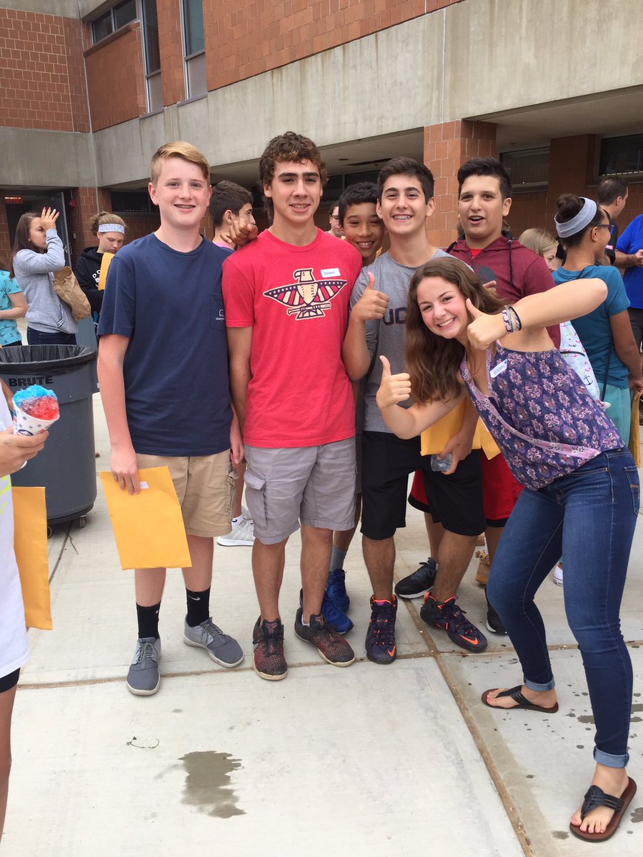CouncilRhhs's tweet photo. Freshmen Orientation☑️ Welcome Class of 2021!!! https://t.co/I1mWbCrB5l