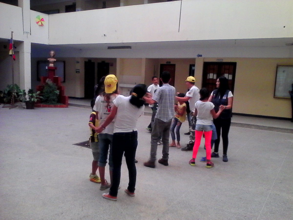 consejoseducat5's tweet photo. Plan “Agosto De Escuelas Abiertas” Beneficia a los niños y niñas del Estado Táchira..!!! #EscuelasAbiertasSembrandoFuturo https://t.co/aXPO3akXWO
