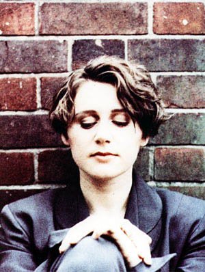 Happy birthday to Elizabeth Fraser   