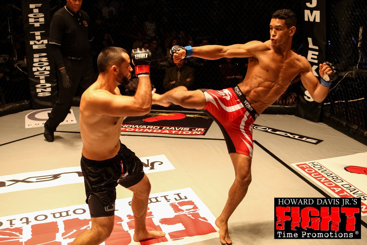 fighttimemma's tweet photo. Miguel Baeza is undefeated and hungry for a title shot! Baeza vs. Valdivia at #FightTime37 THIS FRIDAY! 

Tickets -> https://t.co/6YhYDvGEx3 https://t.co/FLrEPiAPXW