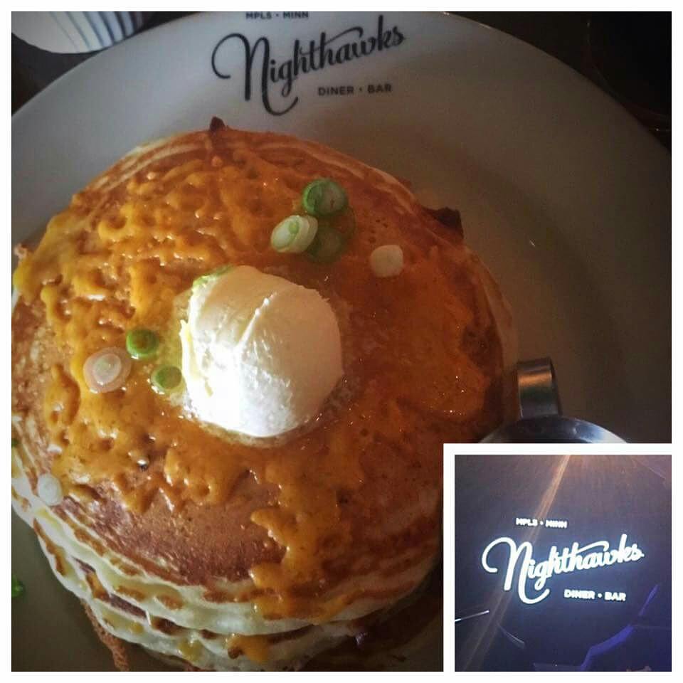 cloudylunnaa12's tweet photo. https://t.co/NCJoozxE7u @NighthawksMpls @EDDmpls @tcfoodies @Foodiechats @YelpMSP  #tastytues #brunchdate  #exploreMN #mnfoodie #nighthawks https://t.co/V0vksiIdoW