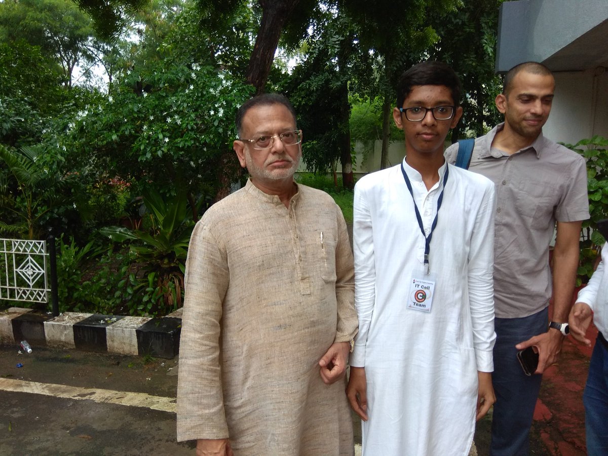Majidpatel12's tweet photo. With @siddharthpatel ji https://t.co/3HVPxyX2RC