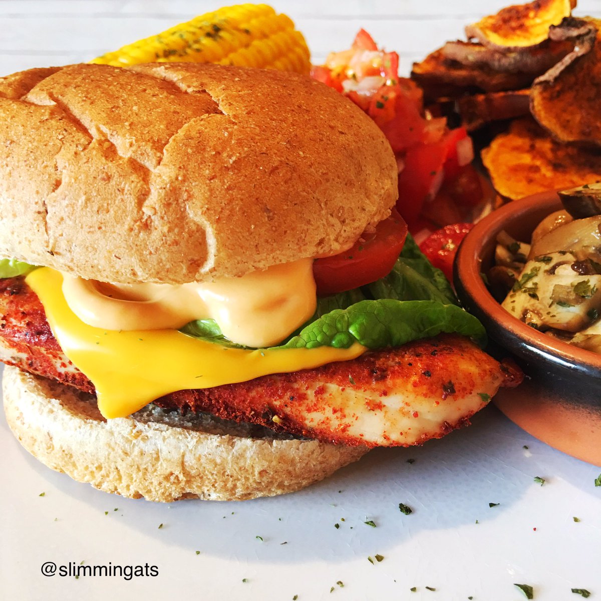 #jdseasonings #piripiri turkey burger topped with #crucials sauce &amp; trimmings #diet #weightloss #slimmingworld <a href="/jdseasonings/">JD Seasonings</a> <a href="/CrucialSauce/">Crucials</a>