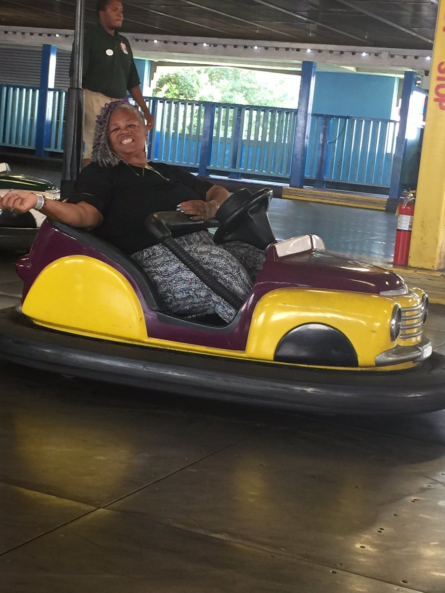 AHSCaringNY's tweet photo. Members had a blast at Playland! #activeseniors #AHS https://t.co/71qtw1UfkI