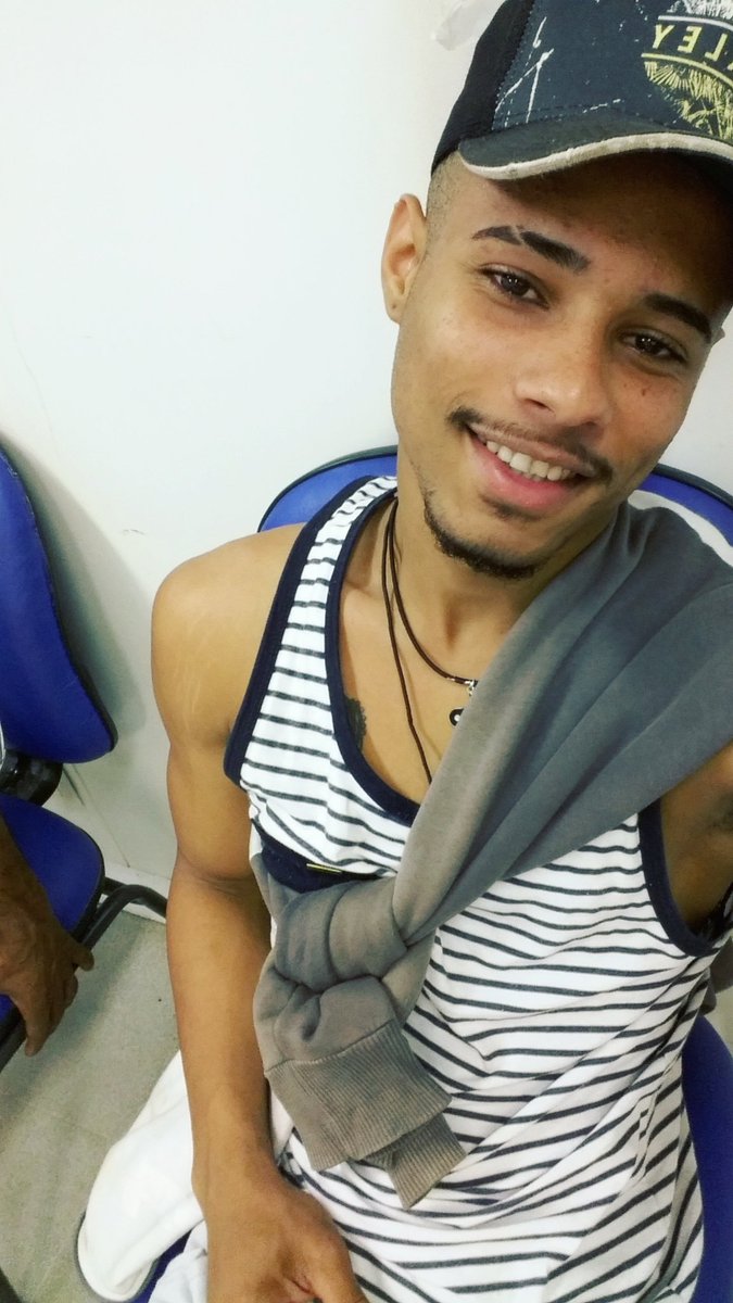 Jefin__Mariano's tweet photo. Mesmo eu passando mal eu sempre vou esta sorriso.... 
#sempre 
#TercaDetremuraSDV 
#TercaComTsunamiSDV 
#TercaBoaPra https://t.co/tdy6DZ57pJ