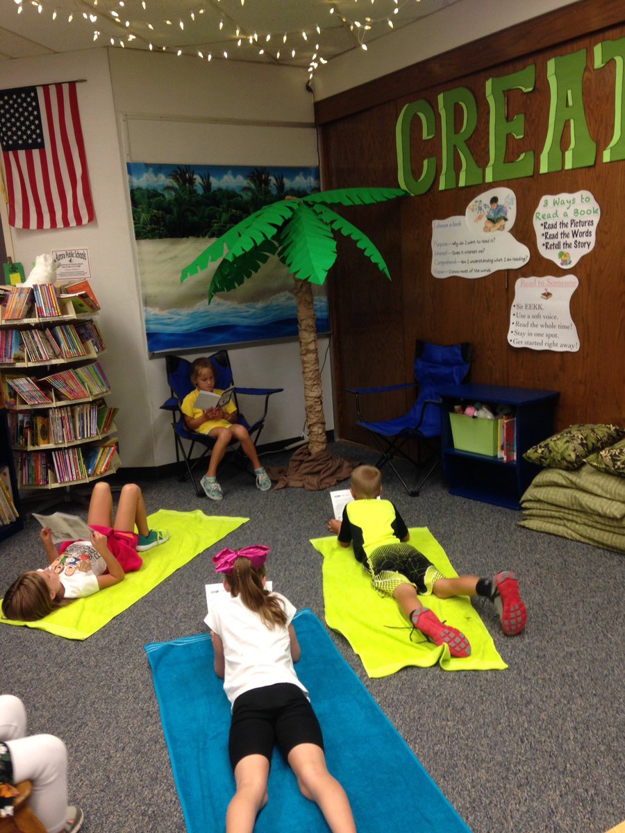2nd grade Ss love silent reading time at "the beach".#2ndchat #AESHuskies