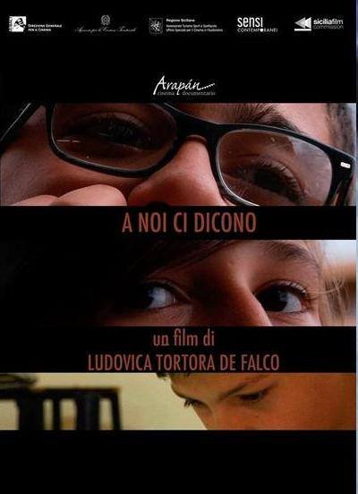 pilloledicinema's tweet photo. [#ESCO2017] A noi ci dicono di Ludovica Tortora De Falco, 2016. Ecco trailer https://t.co/3hZ15yUE92 e locandina! https://t.co/JbB7TWHse3