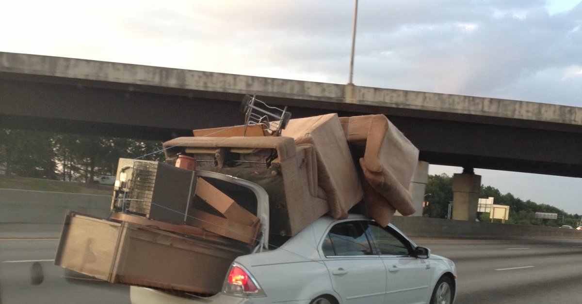 moframovers's tweet photo. Cheap can be expensive. Always insist on Professionalism. #MoveWithMofra https://t.co/qiFMZ8pNhT