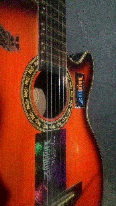 gee_alaxia's tweet photo. Acoustic time!! #acoustic #guitar #guitarist #softnsmooth https://t.co/Igae1WdAFf