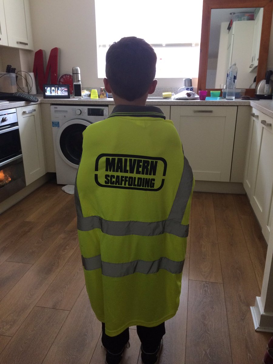 k_waring's tweet photo. @MalvernScaffold few years yet my boys 😂 https://t.co/oTkgcAluNJ