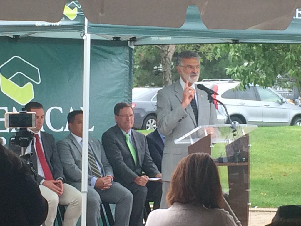 MDeemer's tweet photo. CLE's momentum continues today @NCoastHarbor w/ @CLEMayorJackson & #HarborVerandas groundbreaking. #OneCLE https://t.co/iJBGXoYzkL