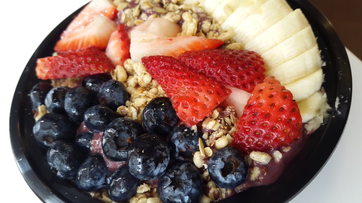 FYBTCA's tweet photo. Acai bowls are made to order. The perfect breakfast or early lunch snack. #WorkoutGains #Healthy #Snacktime #MorganHill #BeeAndTea https://t.co/kuY36HeM3I