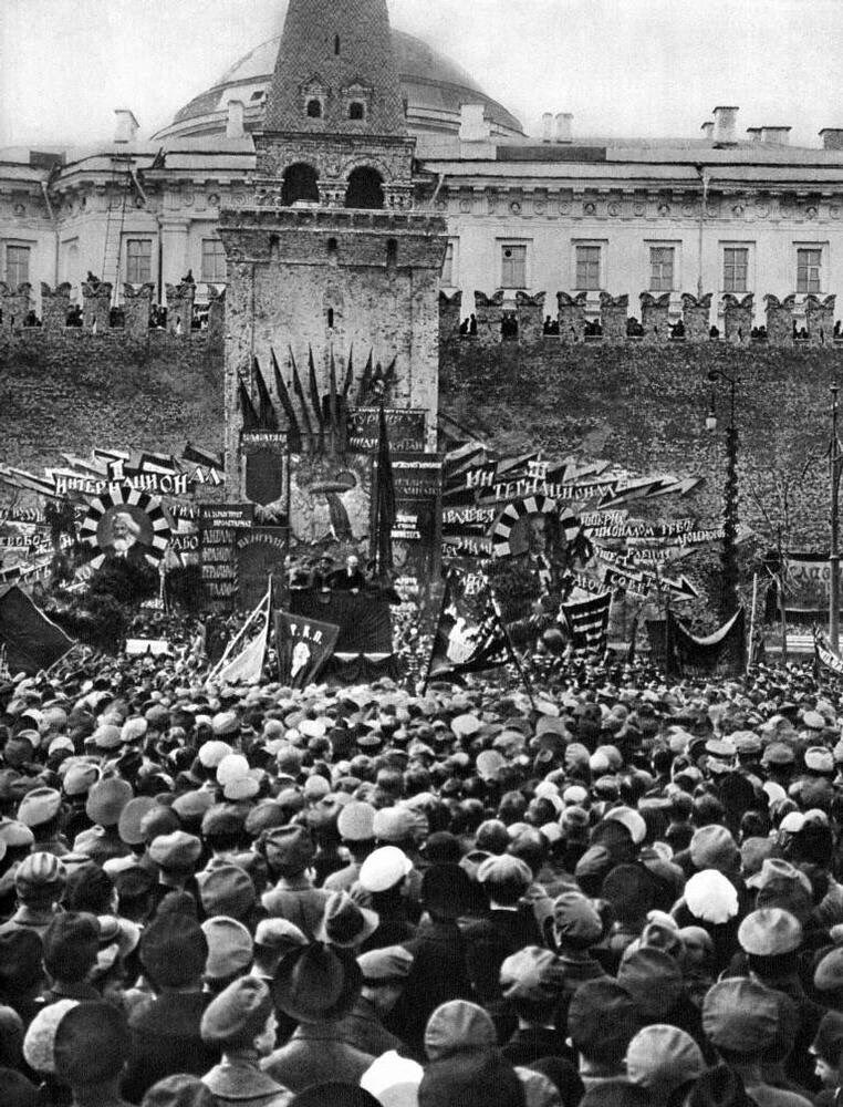 hugoturner1969's tweet photo. Anti-Imperialist U: The Origins of the Cold War https://t.co/Gu4Gh3FBw2 #France #Greece #Spain #Chechoslovakia #Germany #Russia #ColdWar #US https://t.co/aC34vuN0YF