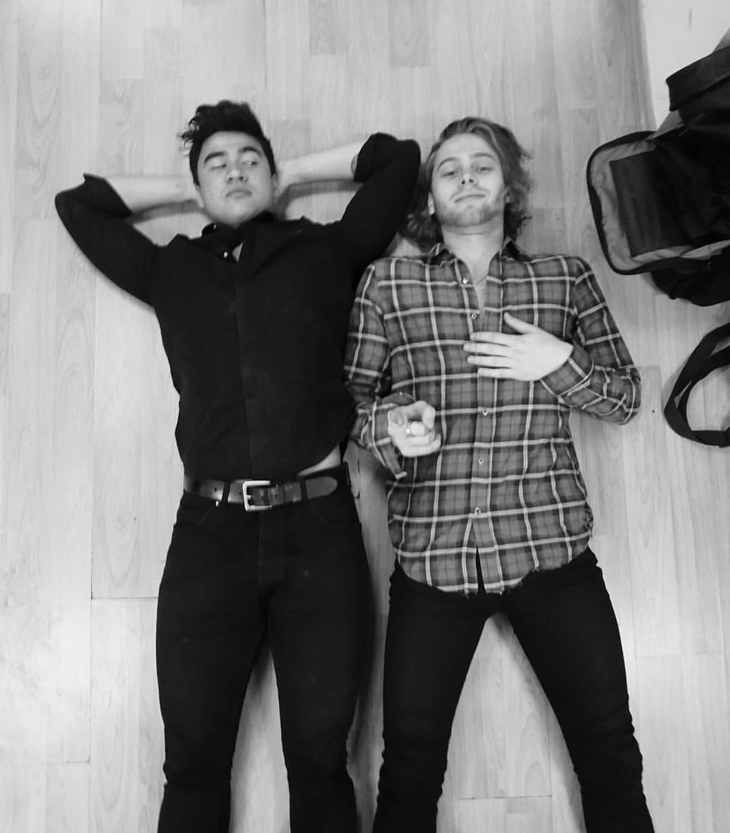 luckiIyluke's tweet photo. just gonna leave this here https://t.co/MDLnO1zyeh