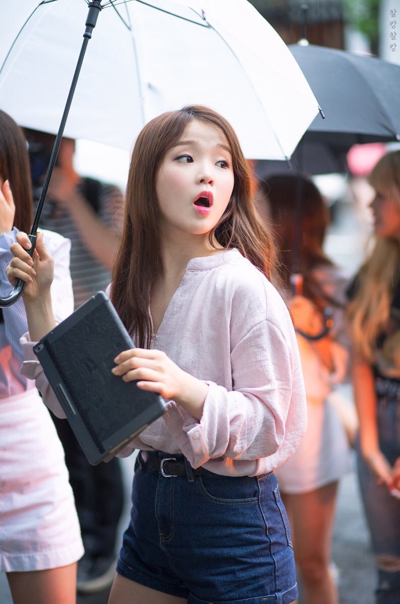 avcseunghee's tweet image. Me as KYHEE JENNER or HEE HADID