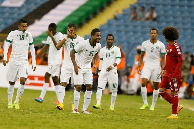 alsaudi_today7's tweet photo. #معاك_يالاخُضر ..

 مشاهدة مباراة السعودية والامارات اون لاين

رابــــط المباراة هنا :
https://t.co/LnE2POrD7I

#الامارات_السُعوديه https://t.co/4vsMiH6EIv