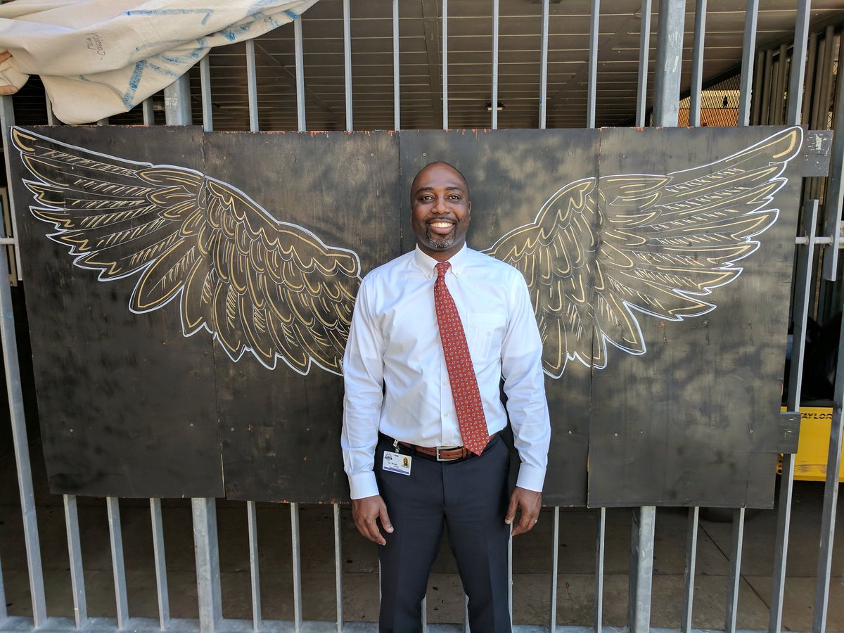 OCDeptofEd's tweet photo. RT @EdServicesPYL: #pylfirstday @pylusd @eldohawks #FirstDayInOC https://t.co/AU8AwUKPF0