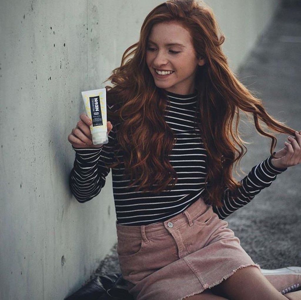 Sugar Twist is the perfect product for your #BackToSchool look! Scrunch it in for that cool, tousled style. 📷: <a href="/bluepurplemusic/">BluePurple Records</a>