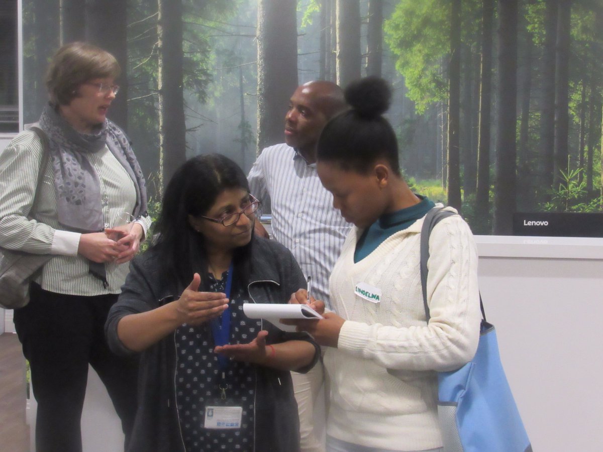WaterResearchSA's tweet photo. Its a delightful evening  #imvelisi networking session  @GreenMatterZA https://t.co/L6VcfLdvzn