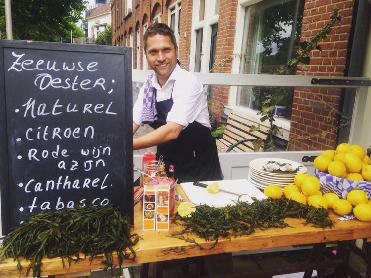 17 september de 3e editie van onze oester zondag. Vanaf 16:00. #oesters #wijn #zondagmiddag