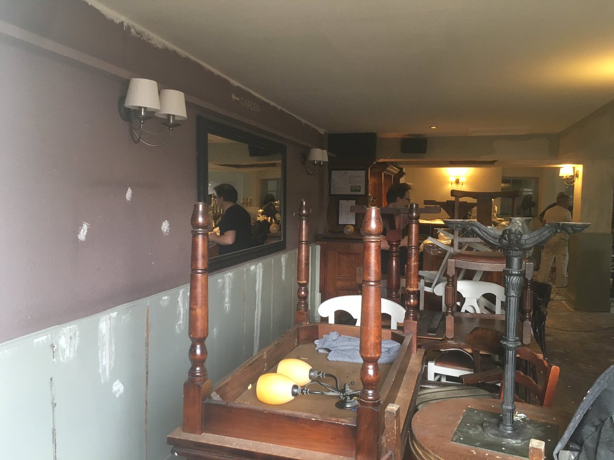 ButchersArmsOX3's tweet photo. Day One of the refurb nearly over. Good progress made... I think.... ๐ฌ #wheresmypubgone #backonThursday https://t.co/DfQZK1aydj
