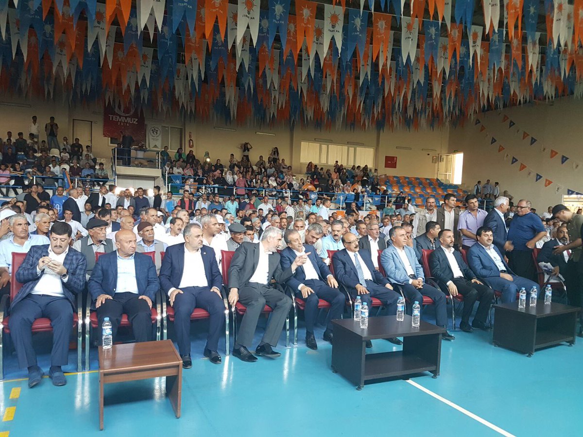 Çüngüş ilçe kongresine katıldık. Yeni yönetime başarılar dileriz.