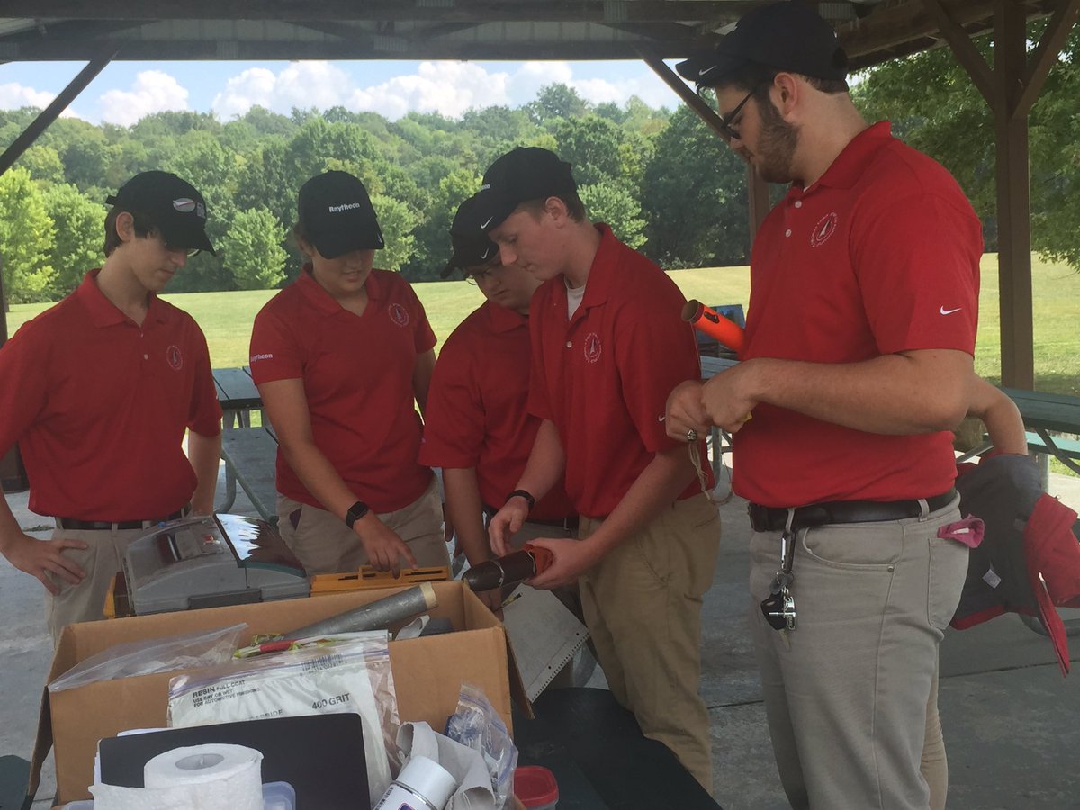 dallen2008's tweet photo. Rocket team prepares for a launch at West City Park as part of a video spot for the Missouri State School Board Association.  @FestusR6Supt https://t.co/JCCLQGY9mS