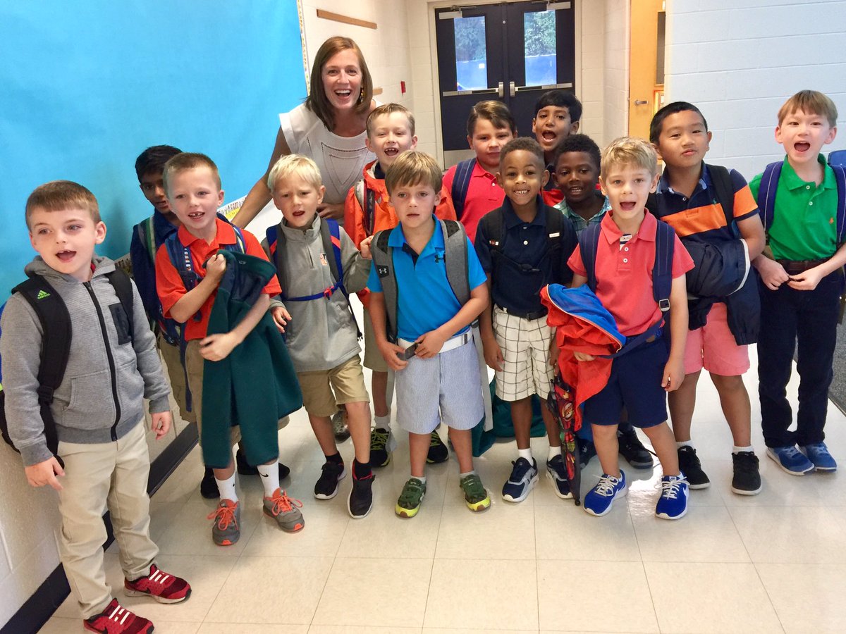 NorfolkAcademy's tweet photo. The first day was so GREAT that everyone came back for more!!Happy Day 2 https://t.co/rSuwohPLQS