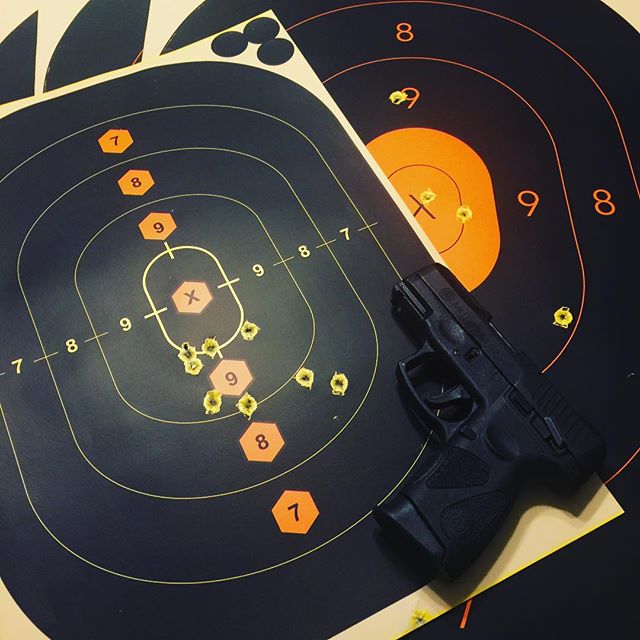HdTargets's tweet photo. Retweet-
Went shooting on #friday! @hdtargets
#datenight #shooting #hdtargets #seewhatyahit #girlsthatshoot #rangeday #2017 π·: @andy2126 https://t.co/YYL0xHGvVB