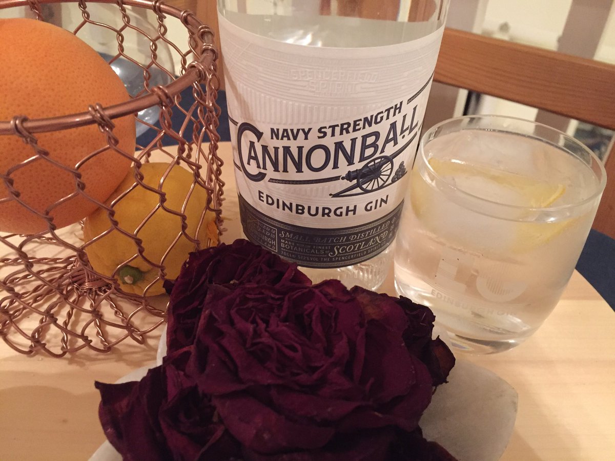 Juniper_Tonic's tweet photo. @Edinburgh_Gin - armed with some heavy artillery for the new #GBBO! https://t.co/XI8gf6ccT6