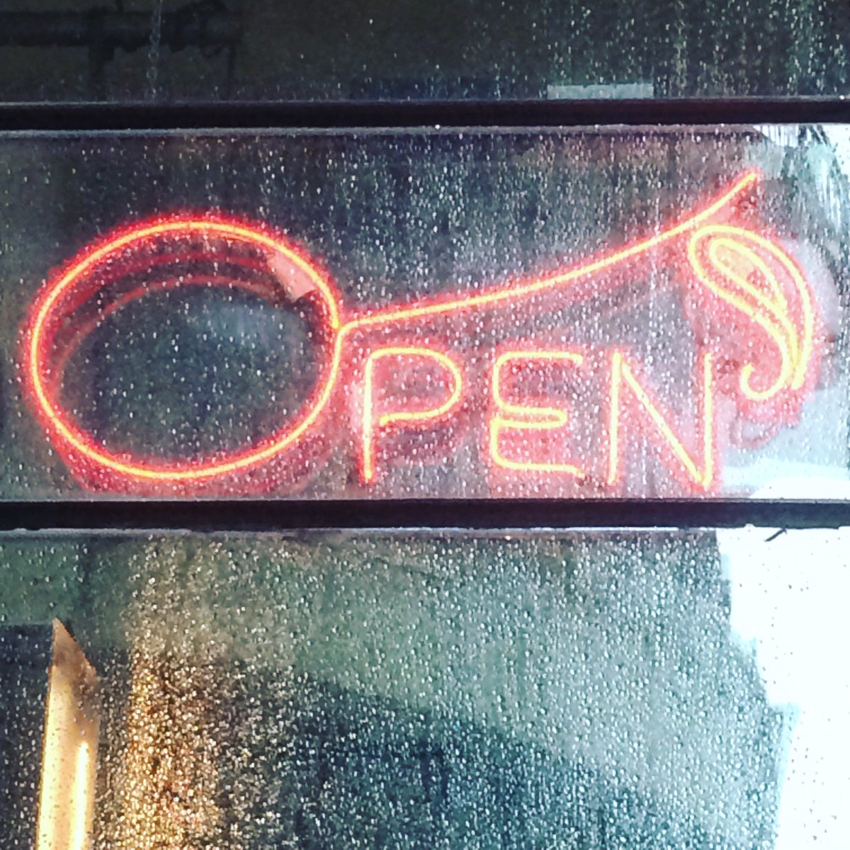 pondicheri's tweet photo. cheri cheri boom boom 🍒❤️

Normal hours today! #PondiHTX #RainOrShine https://t.co/kGO6WyEnuP