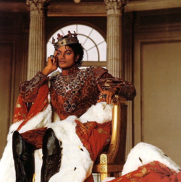 common's tweet photo. Wishing a Happy Birthday to the KING of pop, #MichaelJackson! You may be gone but you will never be forgotten! https://t.co/Tl4aI6YrCy