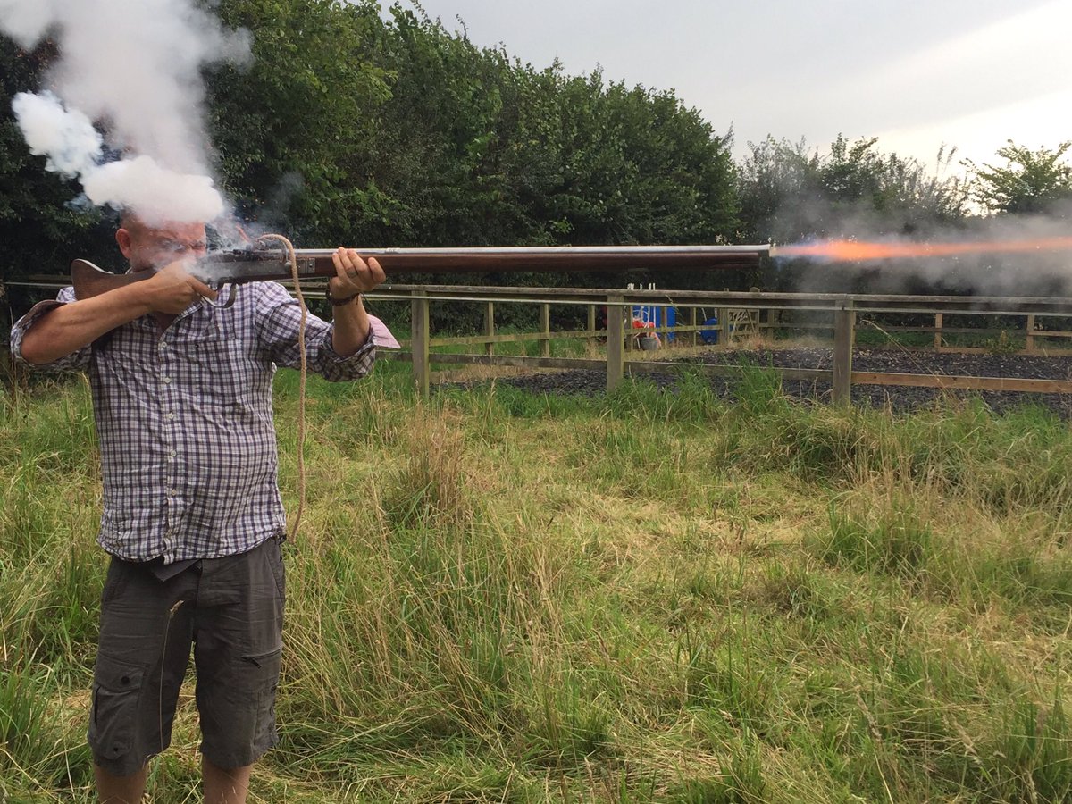 AlexScarrow's tweet photo. You NRA types can keep your wimpy semi automatics. Muskets are for men. https://t.co/odiEw0iTUG