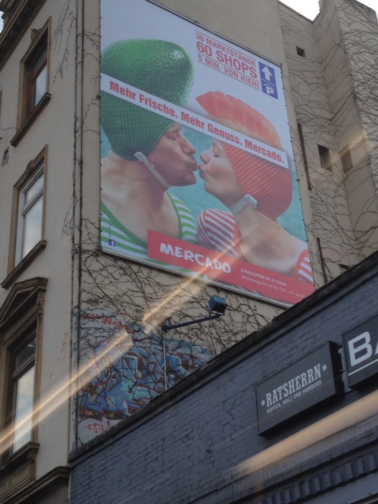 AussenLinie's tweet photo. Wir müssen reden, Hamburg. #Mercado #Werbung https://t.co/DcczveXEn5