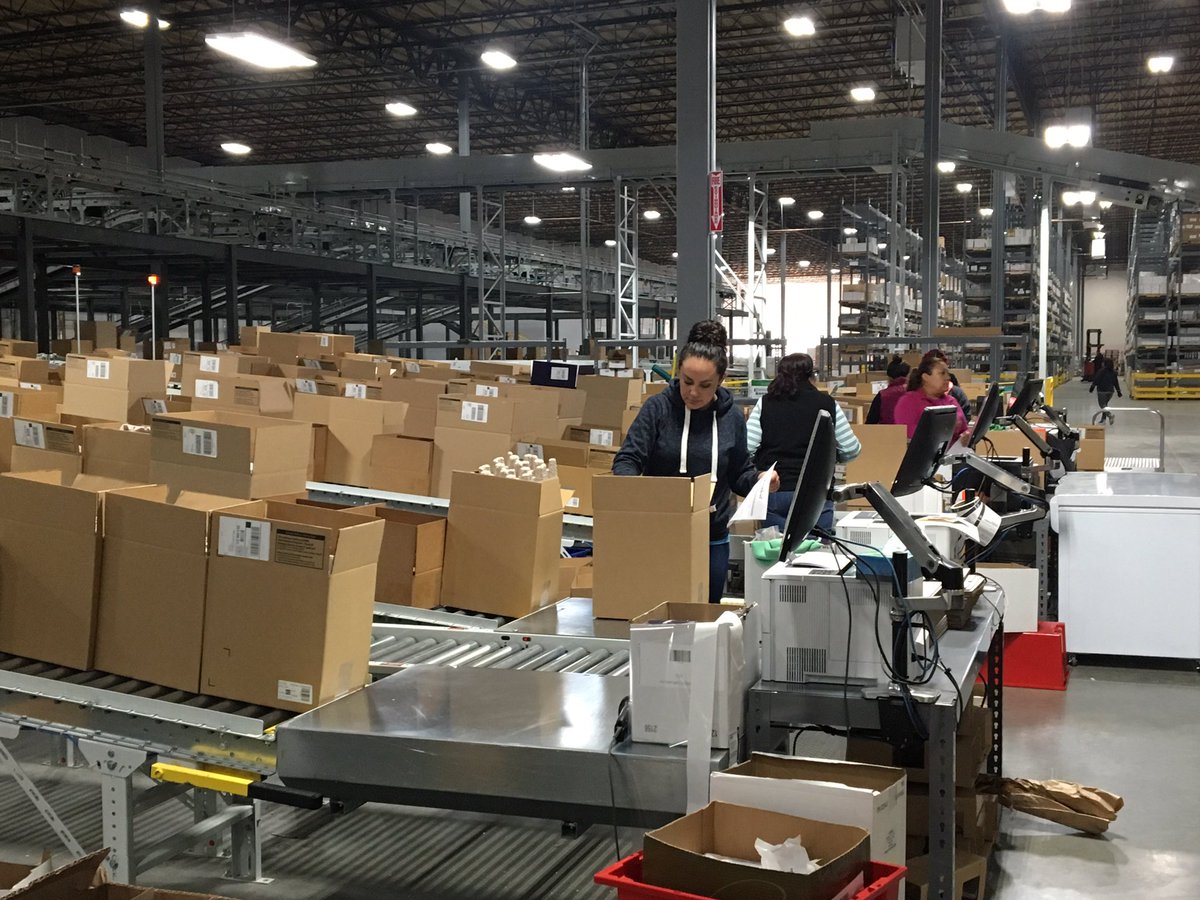WineDirect_CA's tweet photo. Live from your new Napa Valley DTC fulfillment center: our Quality Assurance team working hard making sure all orders are 100% correct https://t.co/02Ryo8MqDo