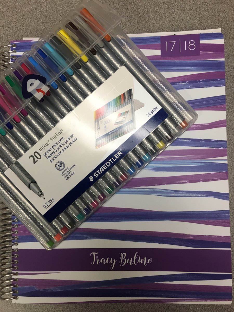 TBulino's tweet photo. I organize with @PlumPaper planners, Staedtler pens, &amp; labels.@hellojenjones #hellofonts keep it cute. #beverlybasics @StrongBobcats https://t.co/25iuGEeBg0