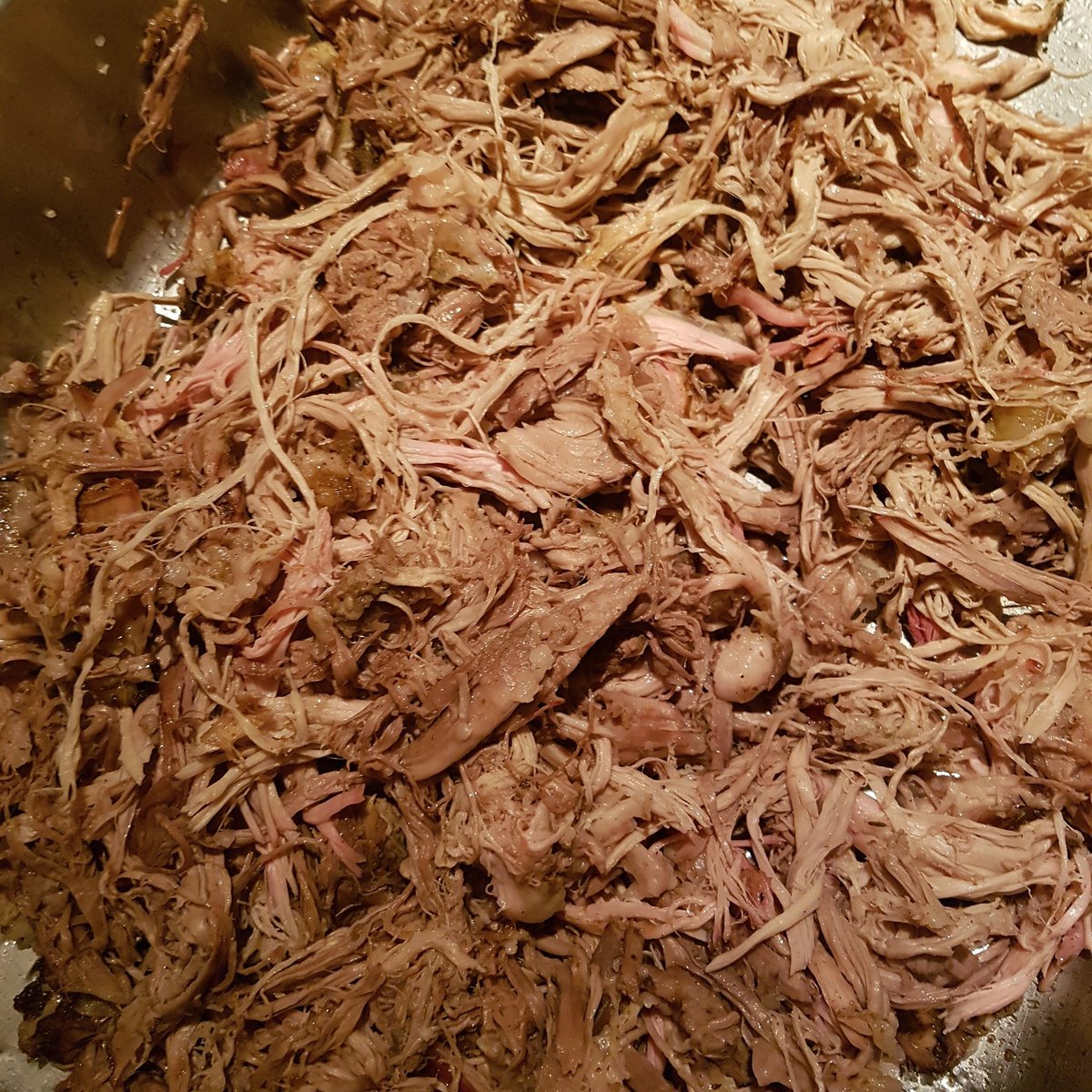 Mugzik's tweet photo. End result. Served on Italian ciabatta or in a Garden salad. https://t.co/pNhoM8bazs
