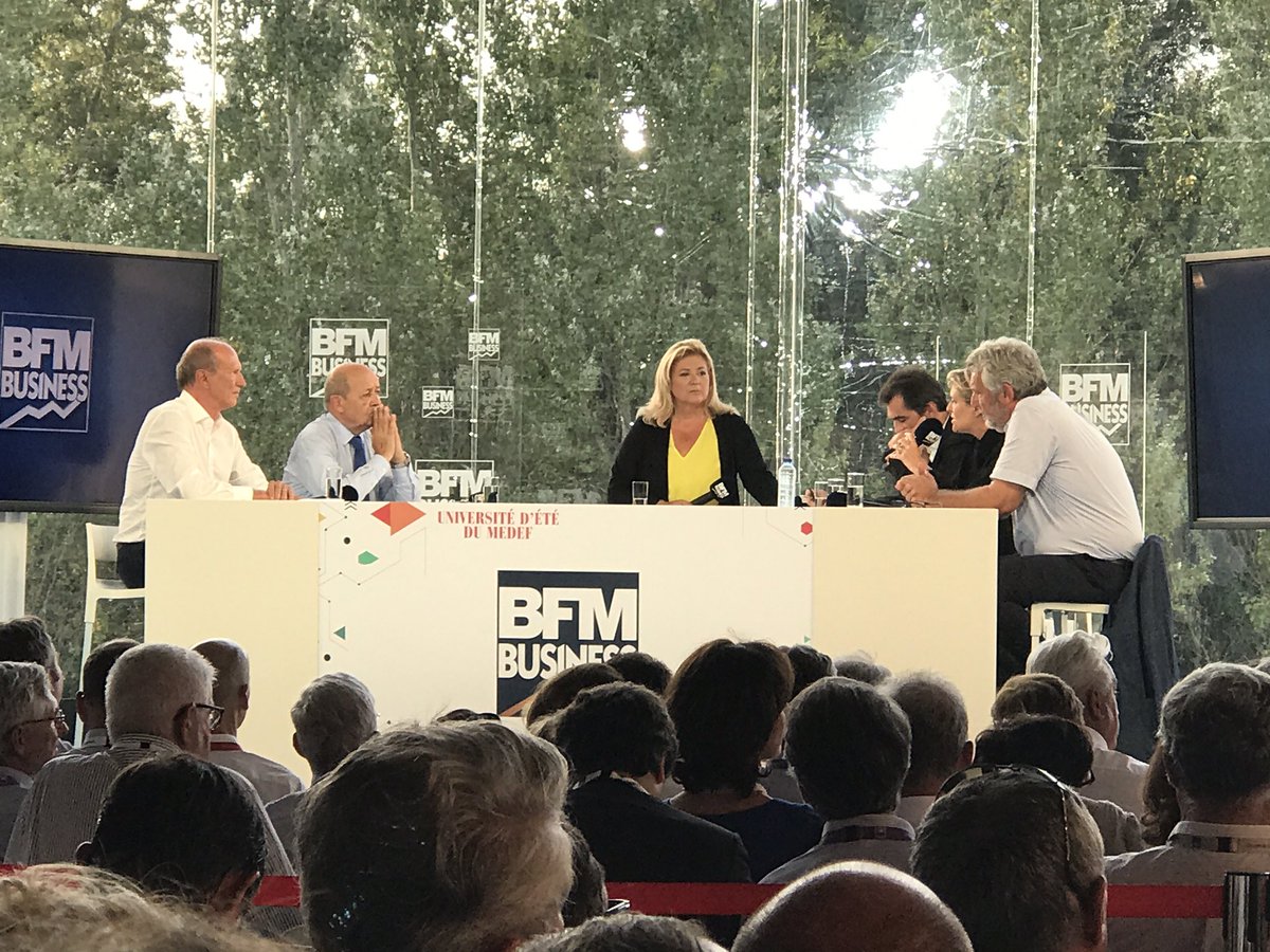 yberezaie's tweet photo. #UEMedef2017 @fabiennedulac "la révolution #numerique est avant tout une révolution culturelle" @medef @orange #transfonum #changemanagement https://t.co/jNdQPnt7Qa