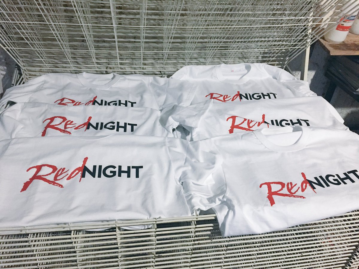 RedNight_CAVM's tweet photo. Unos regalos para el sábado!! 🔴🎁💫 https://t.co/ApBt9w8isZ