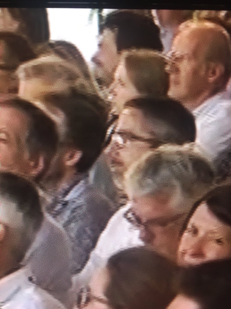 FabriceHanni's tweet photo. @yberezaie @MEDEFReunion @medef @Clicanoore Mais c'est Yannick Berezaie de ISODOM sur BFM pendant intervention Président Michelin à l'université du MEDEF ! https://t.co/cmUVbj1iBg