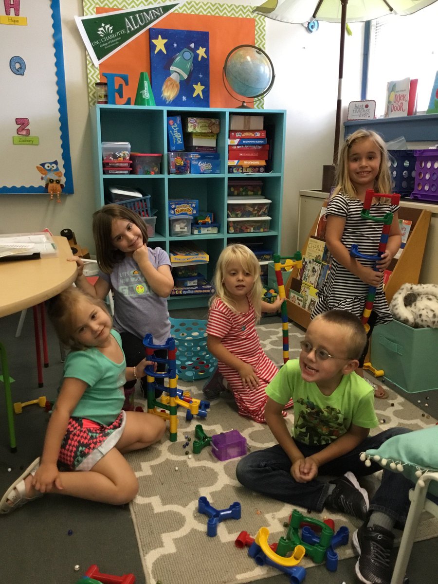 Having a great day with our kinders! #ThisIsRES <a href="/JenniferWarden5/">Jennifer Warden</a> <a href="/jenbrown224/">Jennifer Brown</a> <a href="/RES_RSSS/">Rockwell Elem NC</a>
