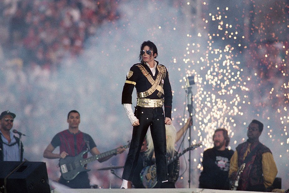 DonMischerProd's tweet photo. Happy Birthday MJ. One of the most memorable productions for DMP- the epic #MichaelJackson Superbowl Halftime. You will never be forgotten! https://t.co/s3Li1CjYxI