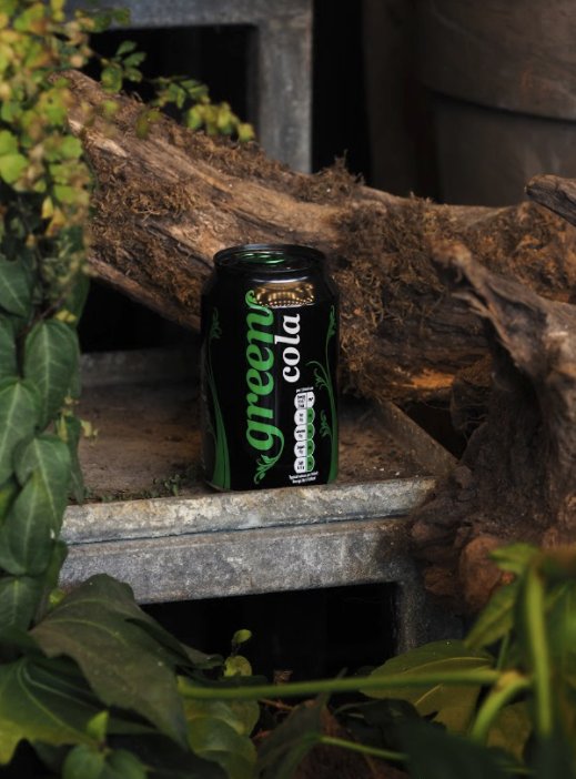 GreenColaUK's tweet photo. Don't worry vegans you can sip without worry. We're packed with plant powered flavours and we're #VeganSafe. #VeganHour https://t.co/RsV3rXLyLf